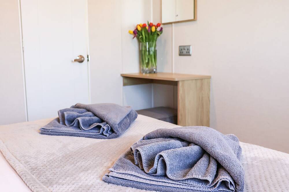 Marigold Lodge, pet friendly, luxury holiday cottage in Staithes in Runswick Bay, North York Moors National Park