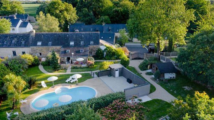 Maison de vacances pour 4 personnes, avec terrasse ainsi que vue et piscine, adapté aux familles