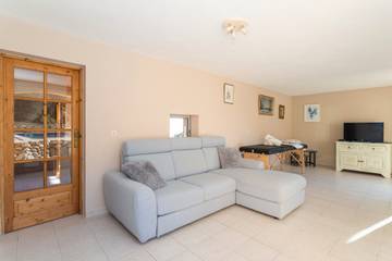 Location De Vacances pour 8 Personnes dans Camélas, Pyrénées-Orientales, Photo 3