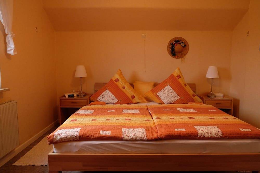 Ganze Wohnung, Ferienwohnung zum Küppchen in Burg Eltz, Münstermaifeld