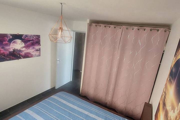 Location de vacances pour 8 personnes, avec jardin à Saint-Paul-et-Valmalle - 2