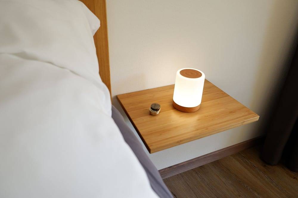 Ganze Wohnung, Zimmer 116 an den Albthermen in Bad Urach, Albsteig Etappe 9