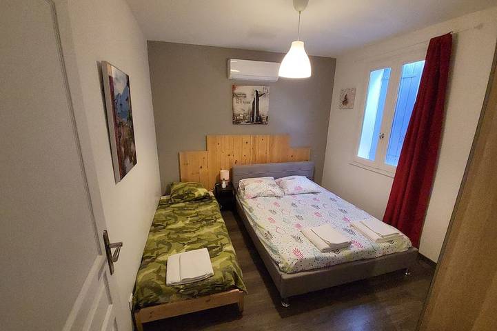 Location de vacances pour 15 personnes, avec jardin à Roaix - 2