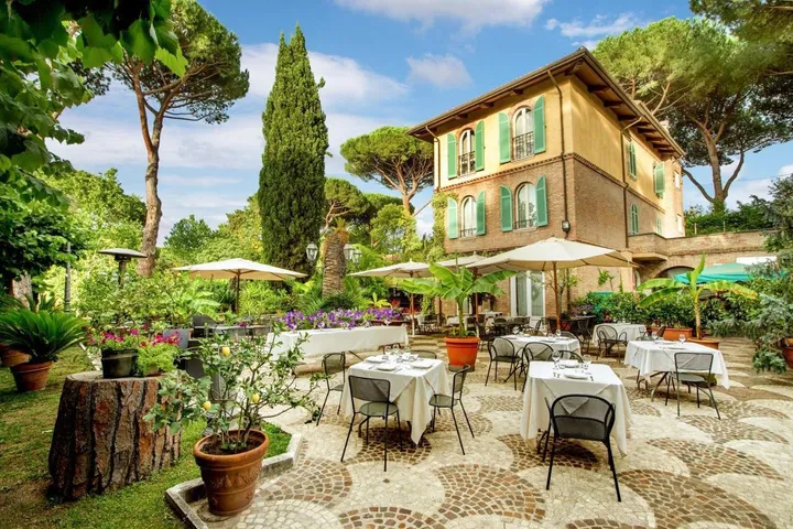 Hotel für 3 Personen, mit Garten - 1