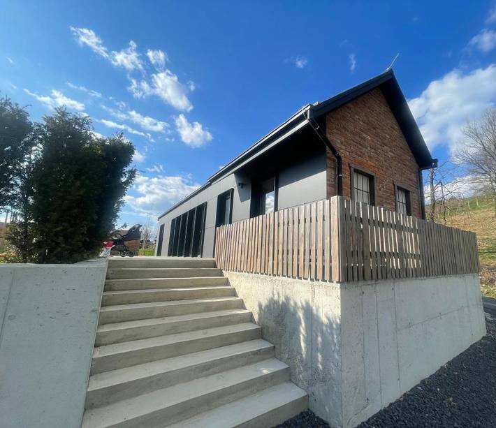 Villa mit pool für 6 Personen, mit Pool und Ausblick sowie Garten und Sauna in Slowenien - 3