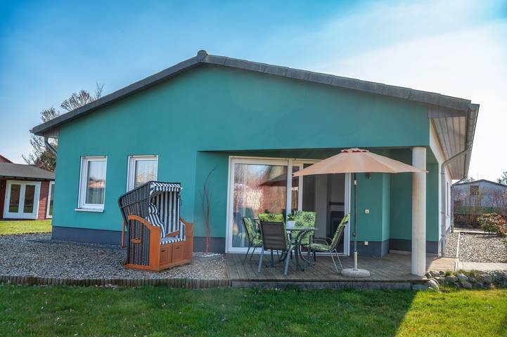 Bungalow für 4 Personen, mit Garten und Terrasse in Ueckermünde - 2