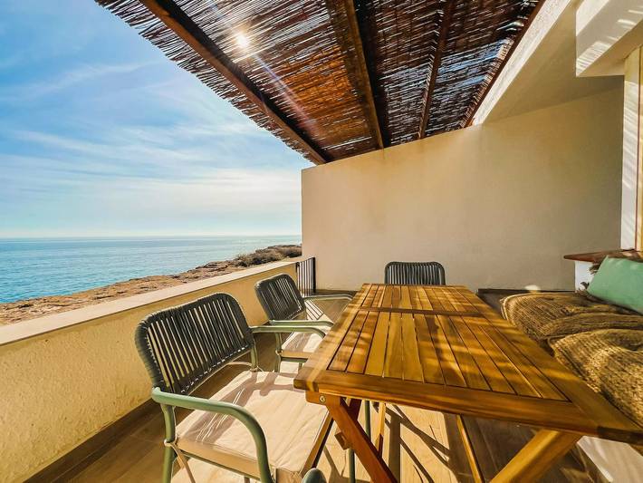 Location de vacances pour 6 personnes, avec terrasse, animaux acceptés à Calafat