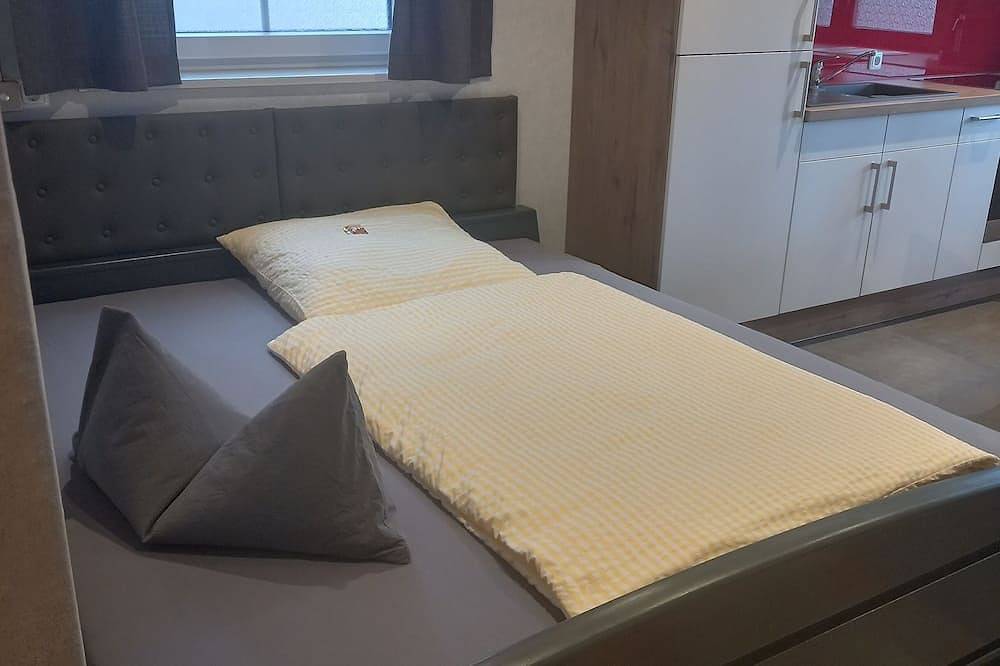 Ganze Wohnung, Appartement im 1. Stock mit Balkon in Vilseck, Ostbayern