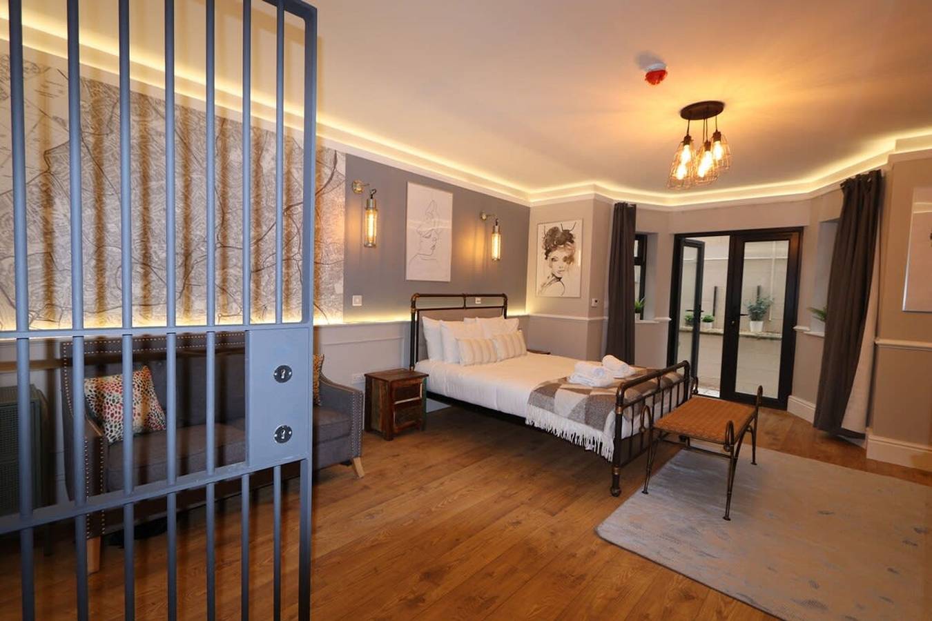 Entire apartment, Alma Studios - The Safe Room - Hopewell in Bristol, South West England