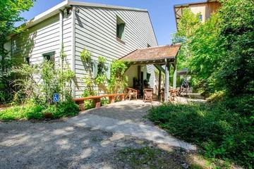 Gîte pour 14 personnes, avec jardin à Bar-sur-Seine