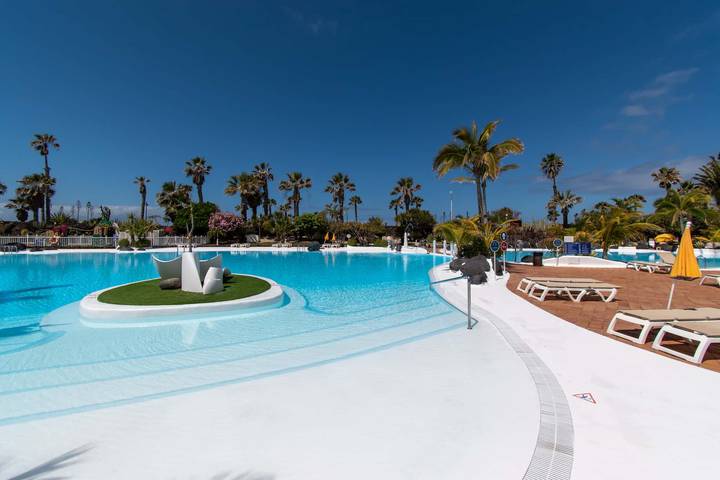 Appartement entier, Parque Santiago IV 253 - Studio in Playa del Búnker (Arona), Arona