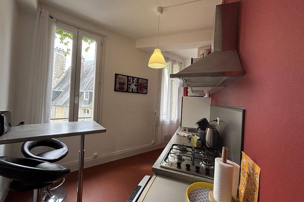 Entire apartment, Jacques Cœur Palace View in Bourges, Bourges region