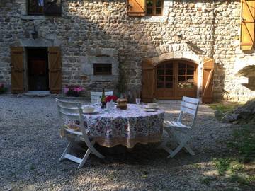 Villa pour 6 Personnes dans Saint-Pierre-sur-Doux, Région de Tournon-sur-Rhône, Photo 4