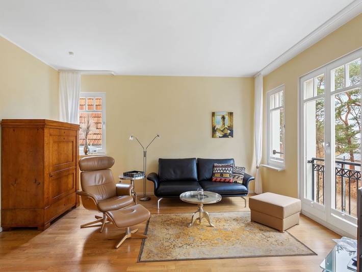 Ferienwohnung für 3 Personen, mit Balkon und Terrasse sowie Pool und Sauna in Ahlbeck