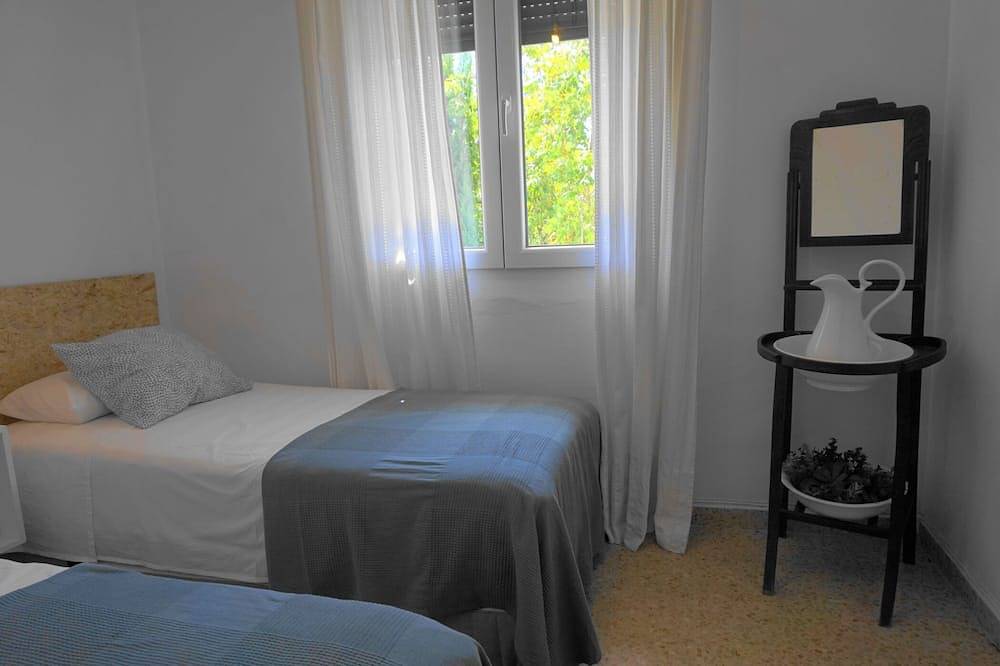 Entire apartment, Rental unit in Mérida · ★4.69 · 3 bedrooms · 4 beds · 2 baths in Mérida, Badajoz Province