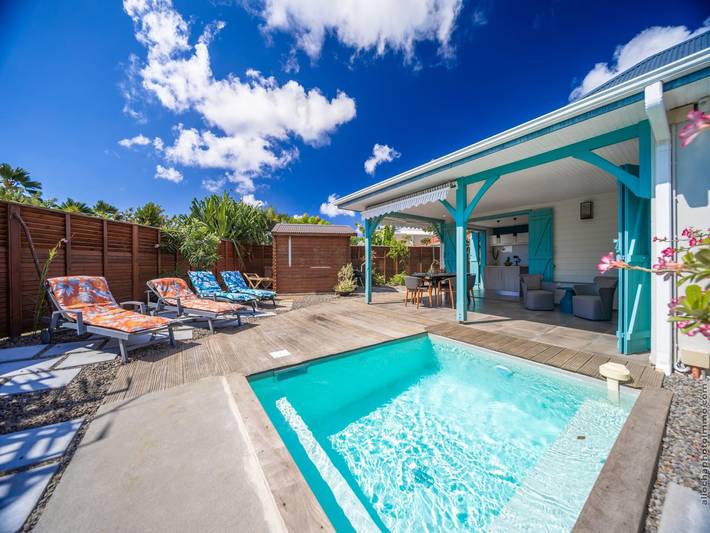 Chalet para 6 personas, con piscina además de terraza y jardín - 1
