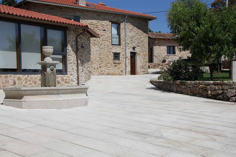 Casa Rural Con Piscina para 3 Personas en Sober, Ribeira Sacra