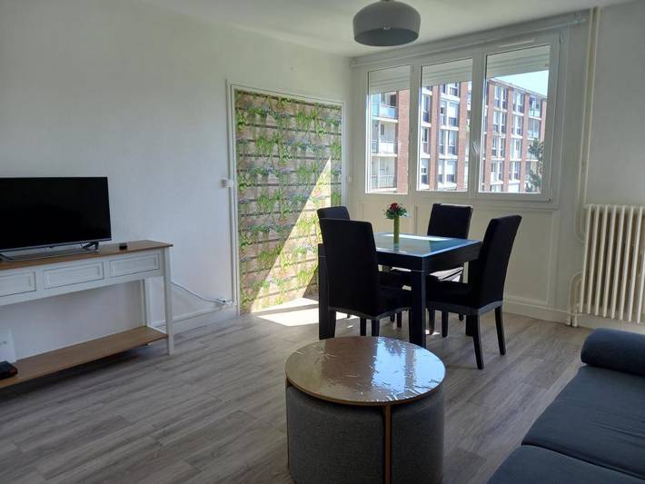 Location de vacances pour 4 personnes, avec balcon, animaux acceptés à Amiens