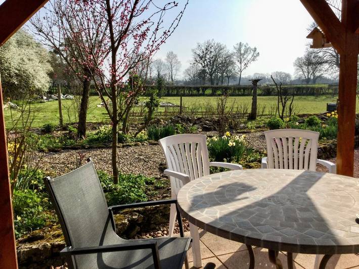 Gîte pour 4 personnes, avec jardin à Vendenesse-lès-Charolles - 3