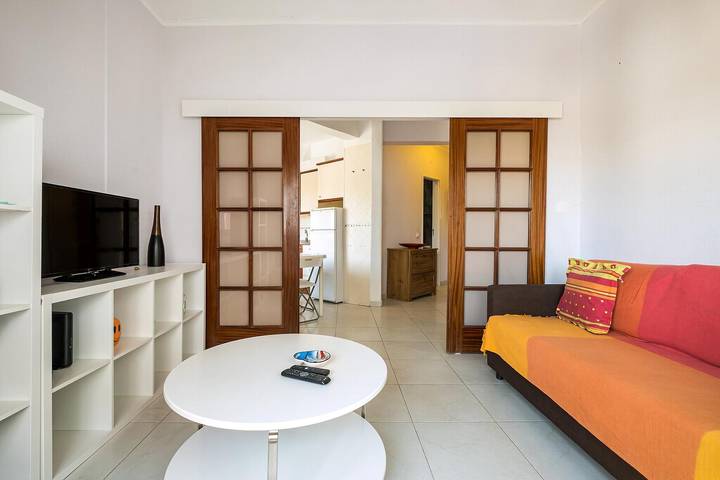 Casa de férias para 3 pessoas, com Varanda em Paço de Arcos