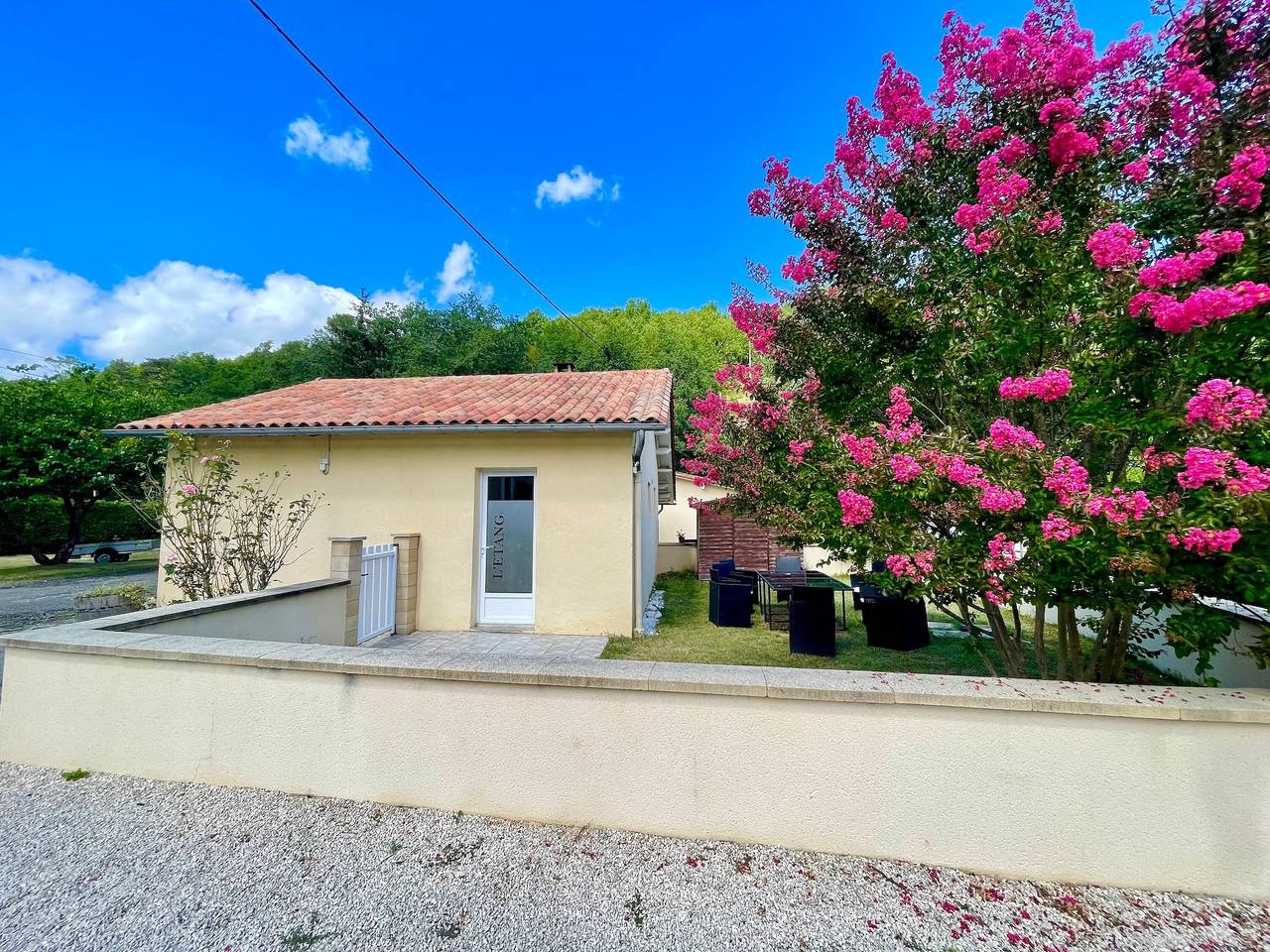 Maison de vacances La Mailleraie - L'étang avec piscine partagée, terrasse privée et Wi-Fi in Valojoulx, Périgord Noir