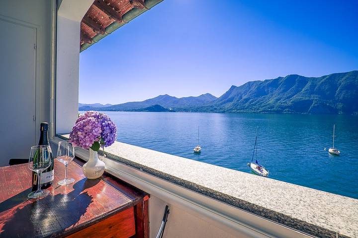 Ferienwohnung für 4 Personen, mit Ausblick und Balkon sowie Seeblick in Lago Maggiore (Piemont) - 2