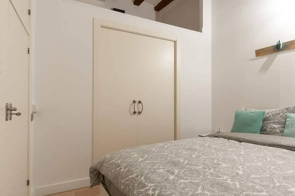 Apartamento entero, Deshaga las maletas, respire profundamente salado, inhale el mar y maravíllese ante la magia de Barcelona. in Centro Barcelona, Barcelona