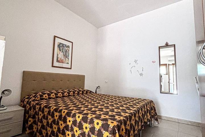 Ferienwohnung für 2 Personen, mit Balkon und Garten sowie Pool in Vieste