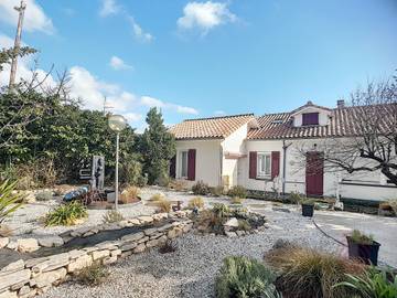 Gîte pour 2 personnes, avec jardin, animaux acceptés dans Parc naturel régional du Haut-Languedoc