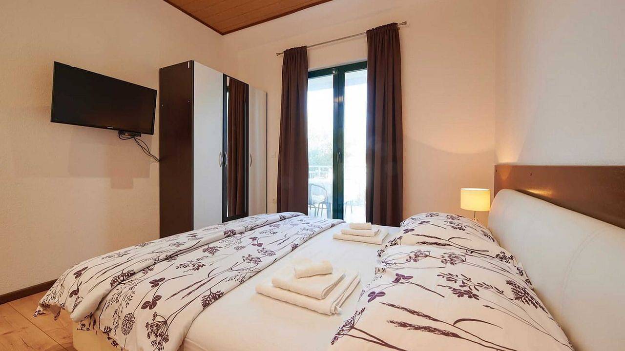 Ganze Ferienwohnung, Ferienwohnung für 4 Personen (25 m²) in Kastel Stafilic in Kastel Stafilic, Kaštela
