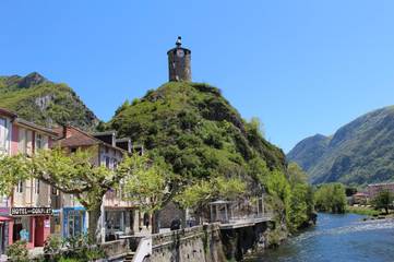 Hôtel pour 3 personnes, avec terrasse à Tarascon-sur-Ariège