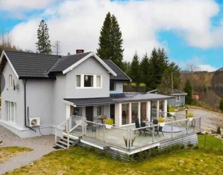 Ferienhaus für 10 Personen, mit Sauna und Garten sowie Whirlpool, mit Haustier - 1
