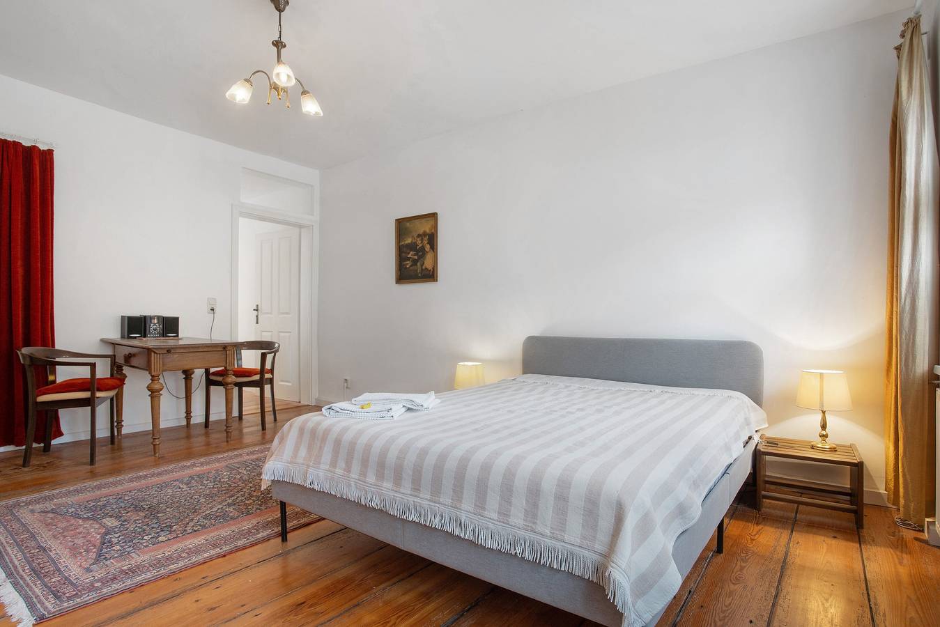 Ganze Wohnung, Ferienwohnung Nr. 3" mit gemeinsamer Terrasse, Gemeinschaftsgarten und Wi-Fi in Lychensee, Lychen
