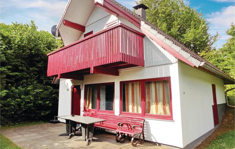 Ferienhaus für 6 Personen, mit Garten und Sauna sowie Terrasse - 1