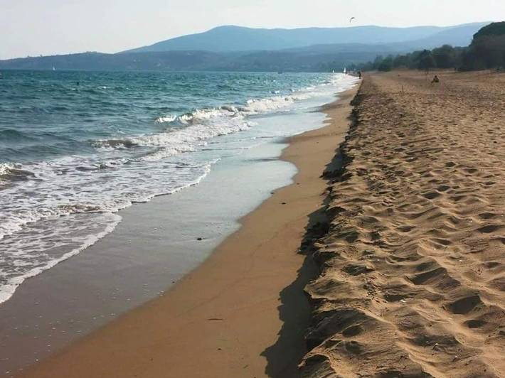 Location de vacances pour 4 personnes, avec vue ainsi que jardin et terrasse à Koróni - 4