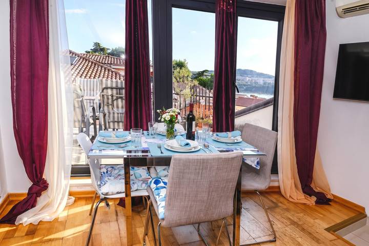 Casa Terrazza in Historic Koper with Sea View in Koper, Riviera eslovena