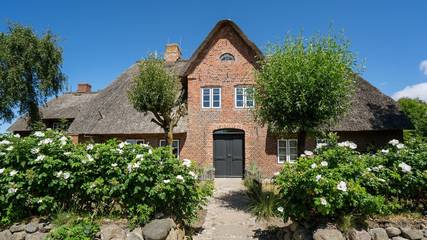 Ferienhaus für 4 Personen, mit Terrasse und Sauna in Westerland
