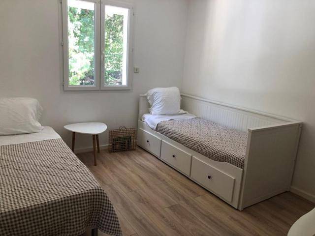 Location de vacances pour 7 personnes, avec piscine et terrasse à Deaux - 3