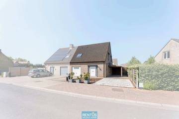 Gîte pour 8 personnes, avec balcon et jardin dans Leffinge