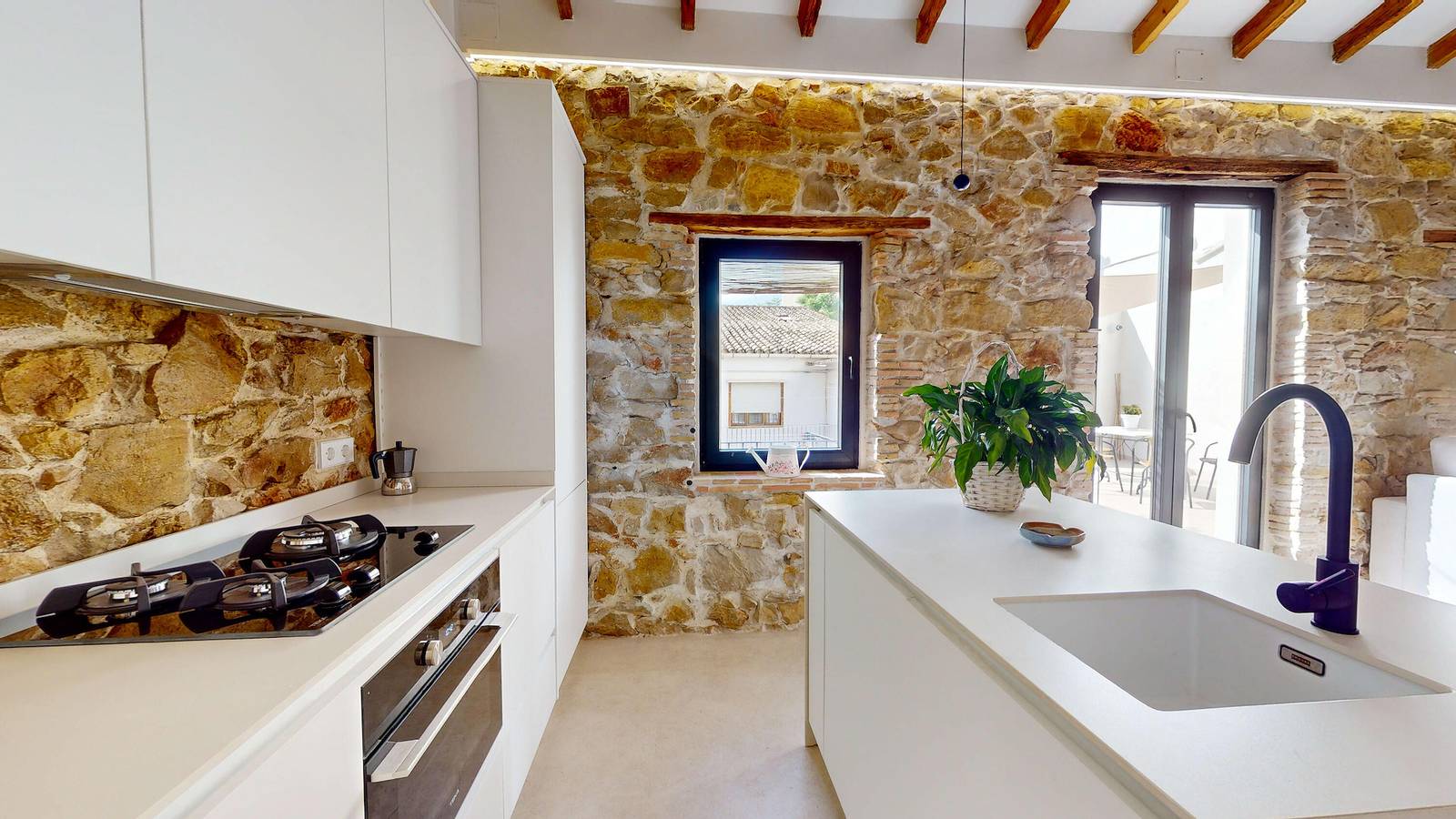 Entire apartment, Apartamento Ca la iaia in the centre of Denia. Wifi, A/C in Denia Old Town, Dénia