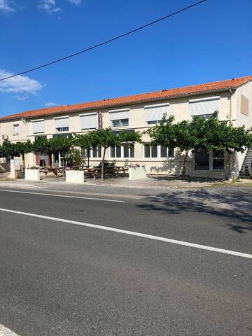 Hôtel pour 4 personnes, avec jardin et vue sur le lac, animaux acceptés à Fitou