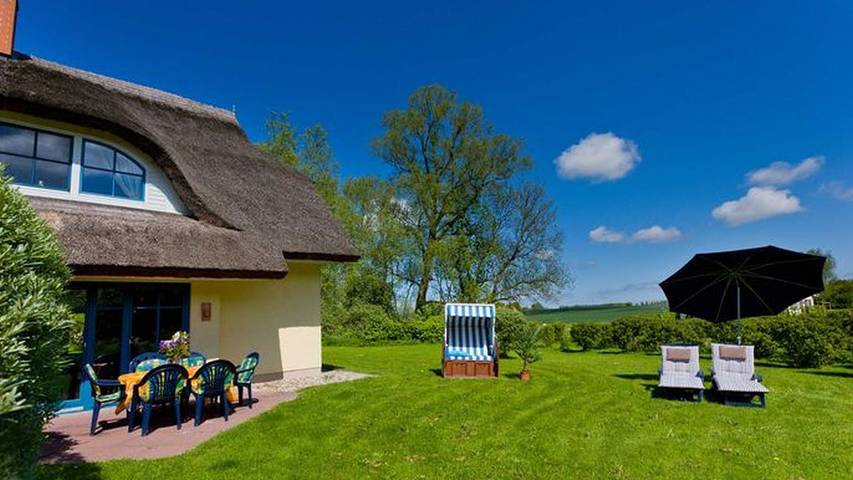 Ferienhaus für 8 Personen, mit Terrasse und Garten sowie Sauna, mit Haustier - 1