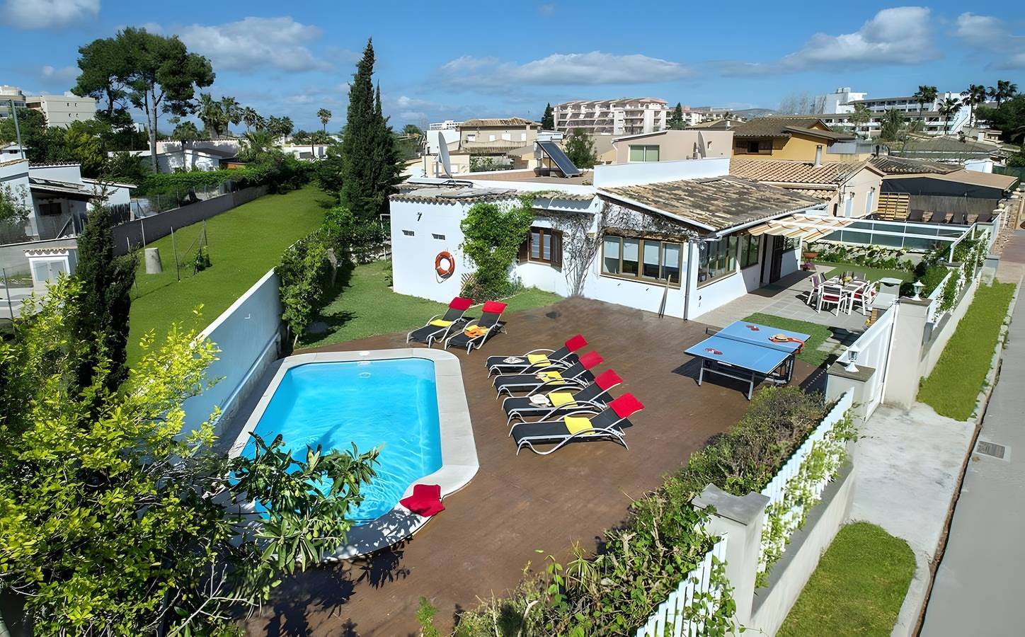 Villa Luna with Pool and Mountain Views in Alcúdia, Nord Mallorca
