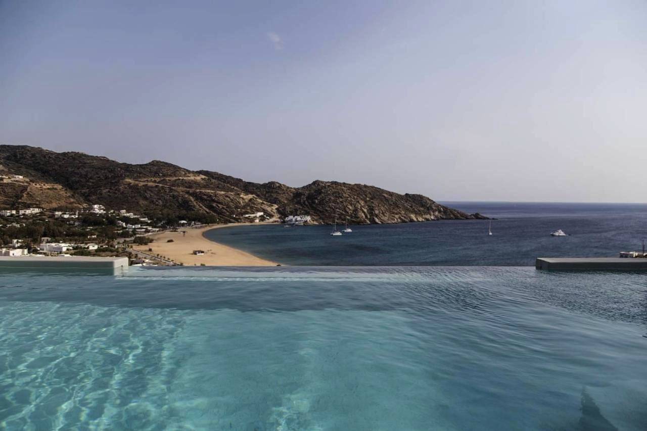 Design Suite Private Pool Sea View in Mylopotas, Íos