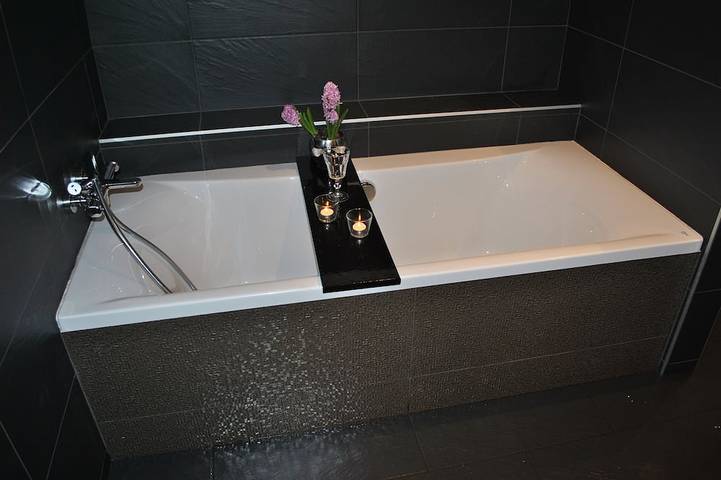 Location de vacances pour 6 personnes, avec jardin ainsi que jacuzzi et sauna dans Plage Vougot Plouguerneau - 3