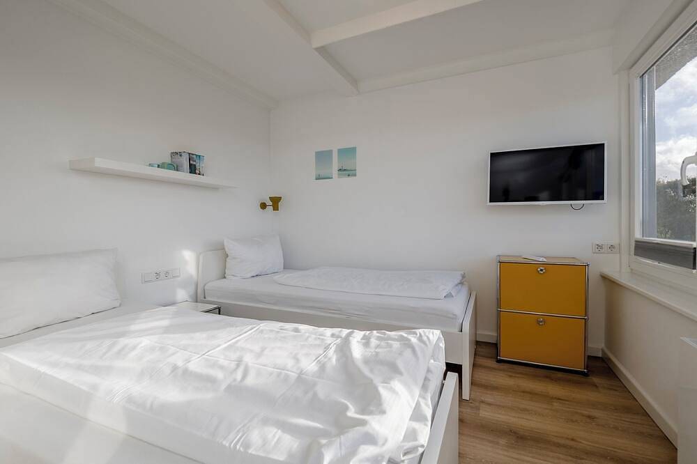 Ganze Wohnung, Ferienwohnung \"Meerzeit\" in Wenningstedt, Sylt