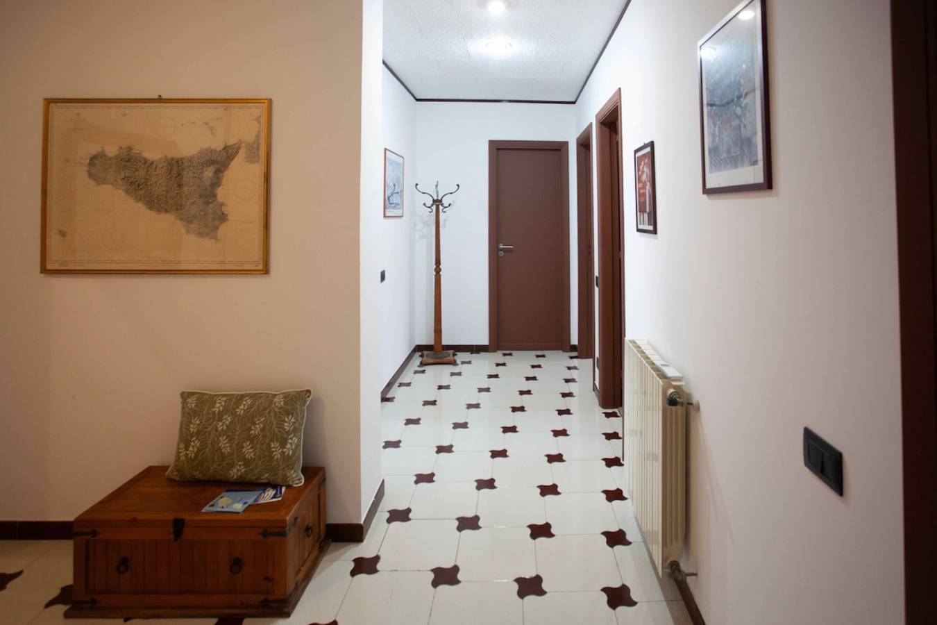 Entire holiday apartment, U mari - Bed and Breakfast U mari in Pace del Mela, Messina Province