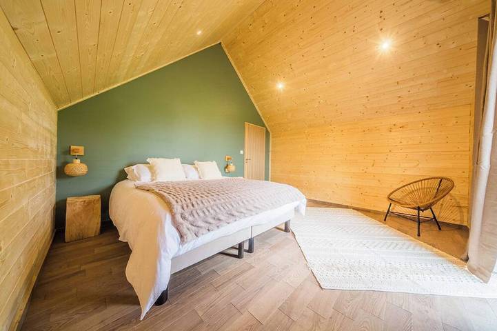 Location de vacances pour 4 personnes, avec jardin ainsi que balcon et jacuzzi à Sadroc - 3