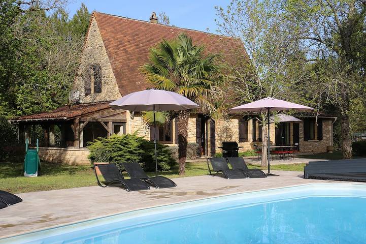 Gîte pour 9 personnes, avec Jardin à La Roque-Gageac