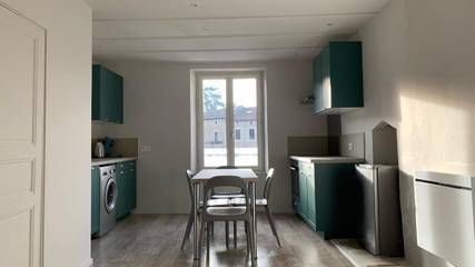 Gîte pour 4 personnes, avec terrasse à Saint-Martin-l'Ars